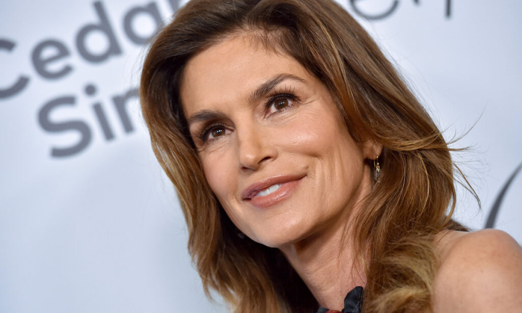 Biography Of Cindy Crawford