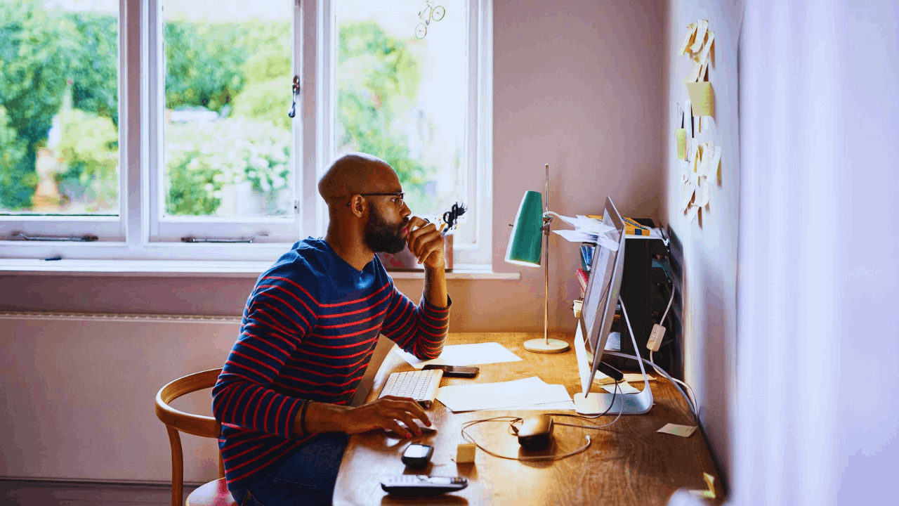 Step-by-Step Guide to Making a Powerful Portfolio (With Free Samples)