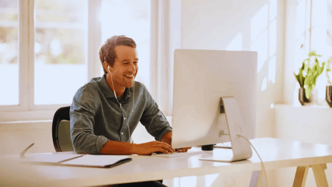 How to Land an IT Job Online: A Comprehensive Guide