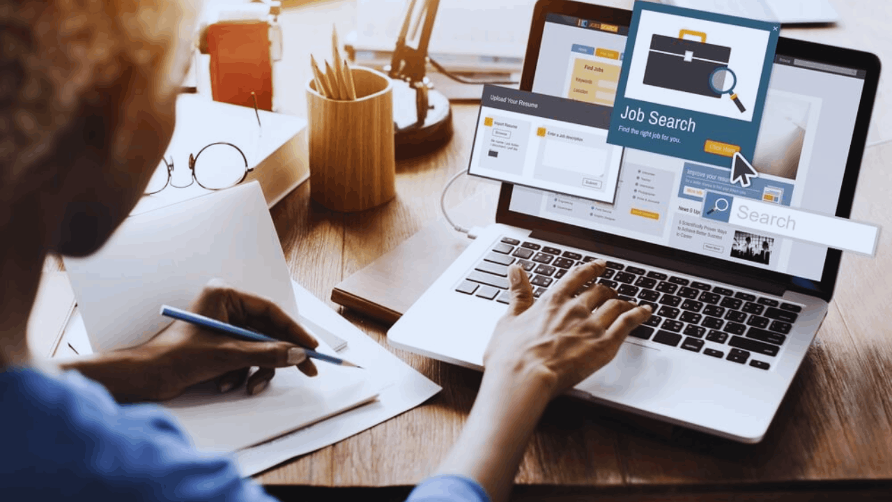 Step-by-Step Guide to Finding Social Media Jobs Online