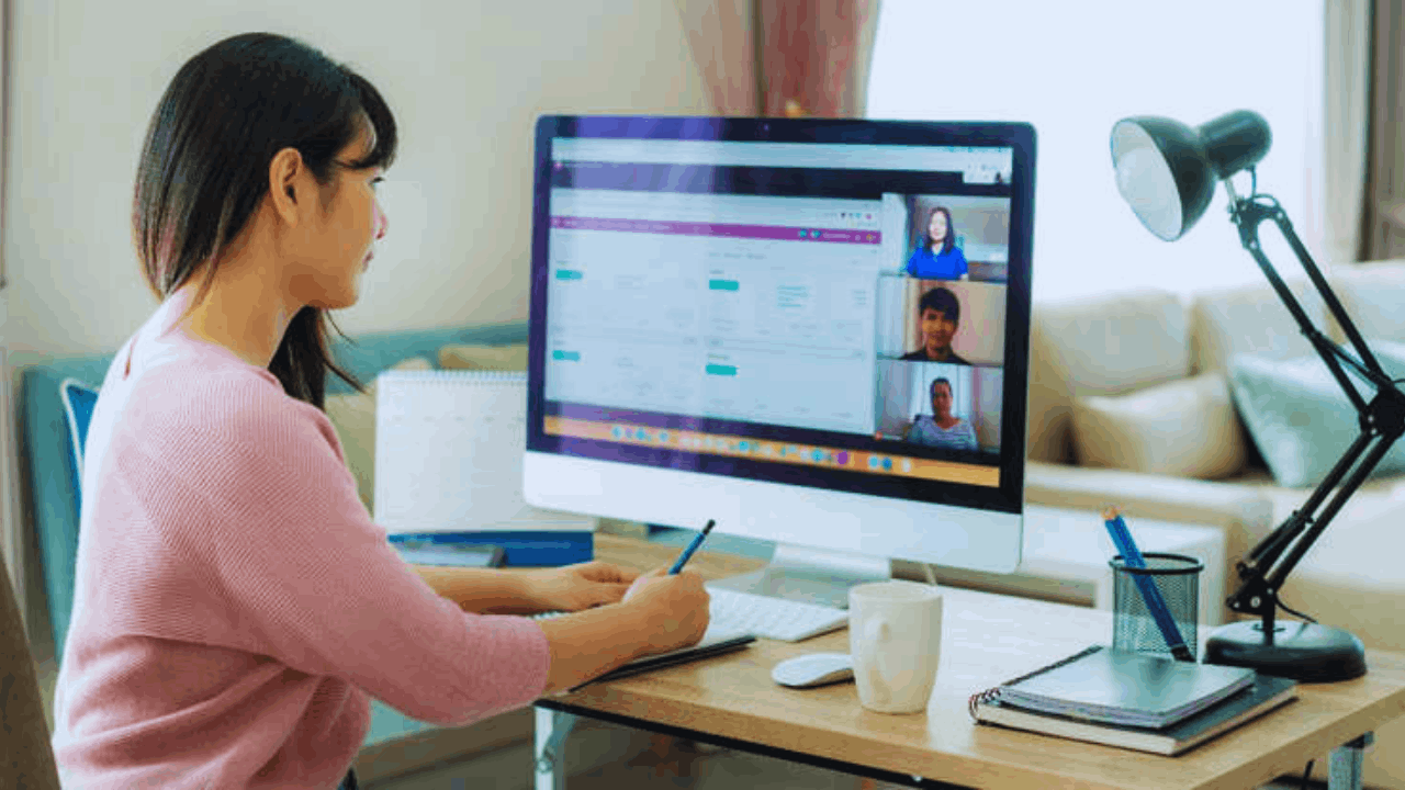 How to Land an IT Job Online: A Comprehensive Guide