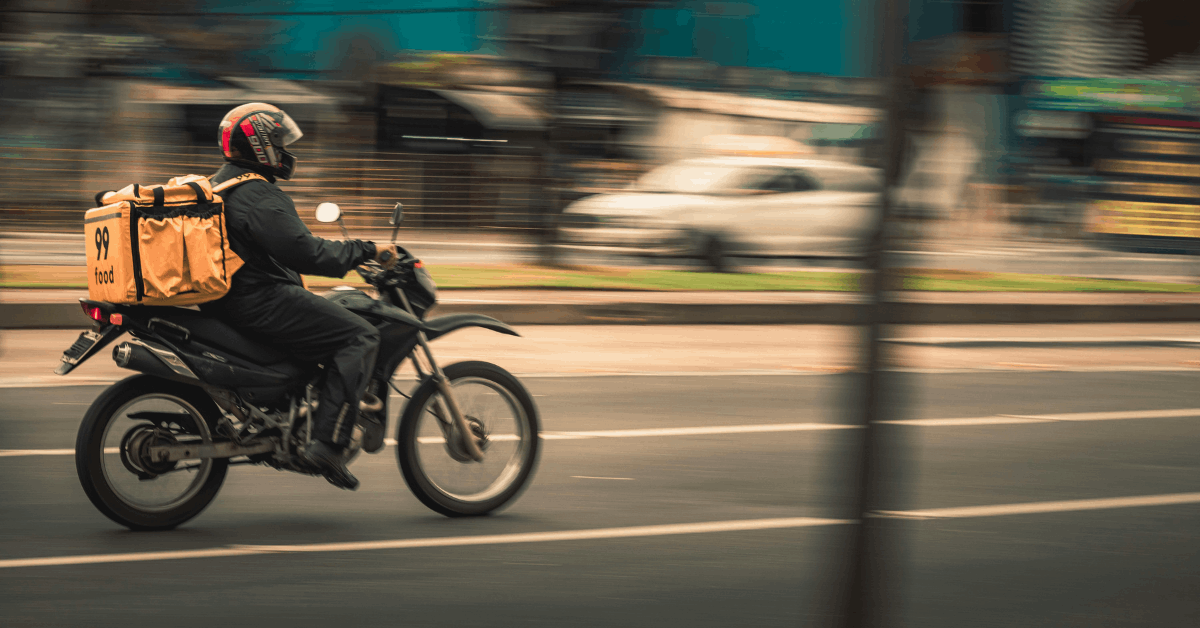 Self-Employed vs Contracted Delivery Riders in Europe